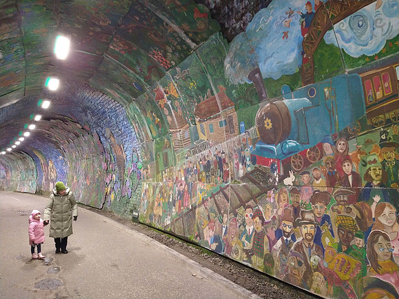 Ann with Norah at Colinton Railway Tunnel