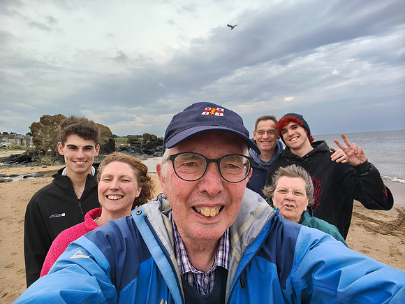 Derek with Harris, Fiona, Keith, Caitlyn, and Ann - North Berwick East Beach