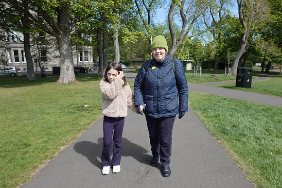 Ann and Margot in Bruntsfield